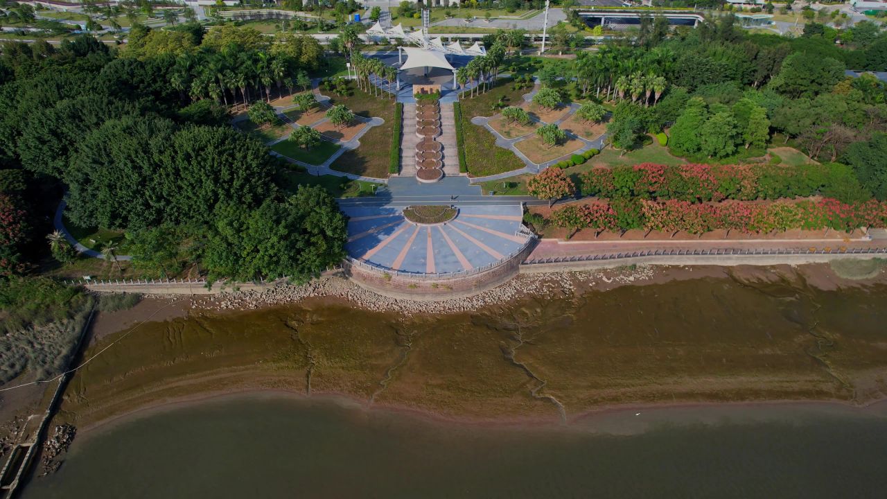 航拍福州闽江公园景观 1