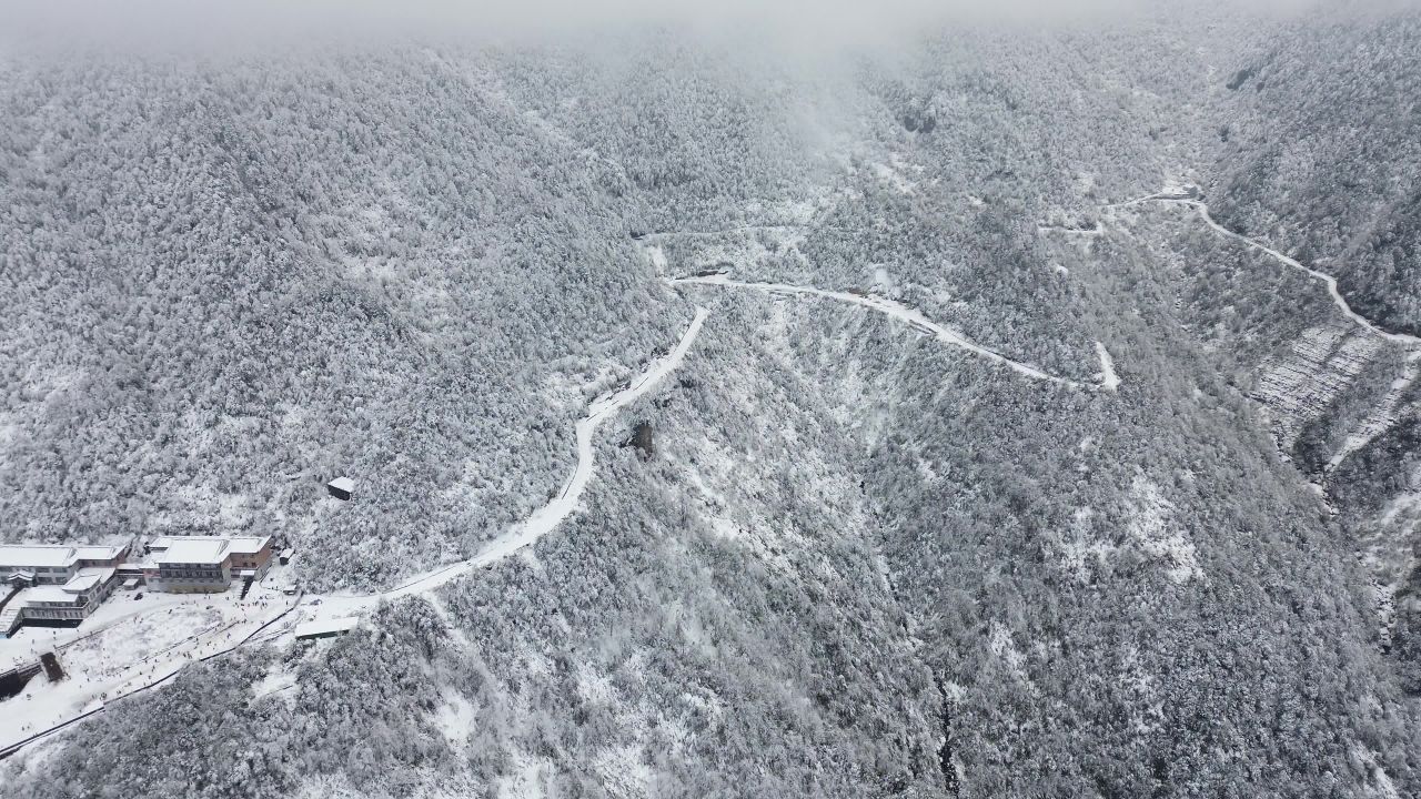 冬季瓦屋山航拍 8