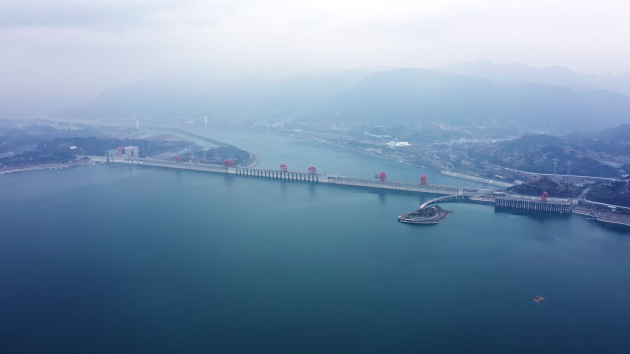 湖北宜昌三峡大坝水电站航拍视频