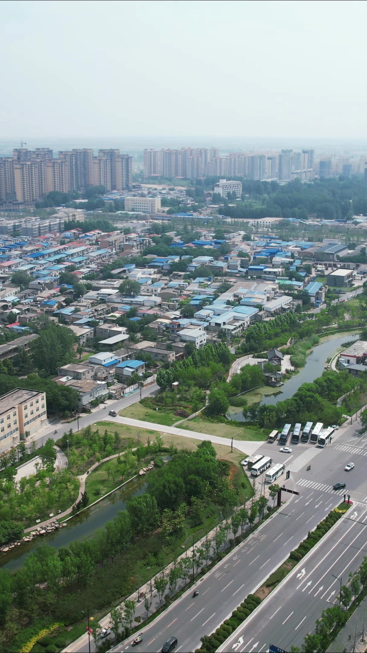 河南开封城市风光竖屏航拍 