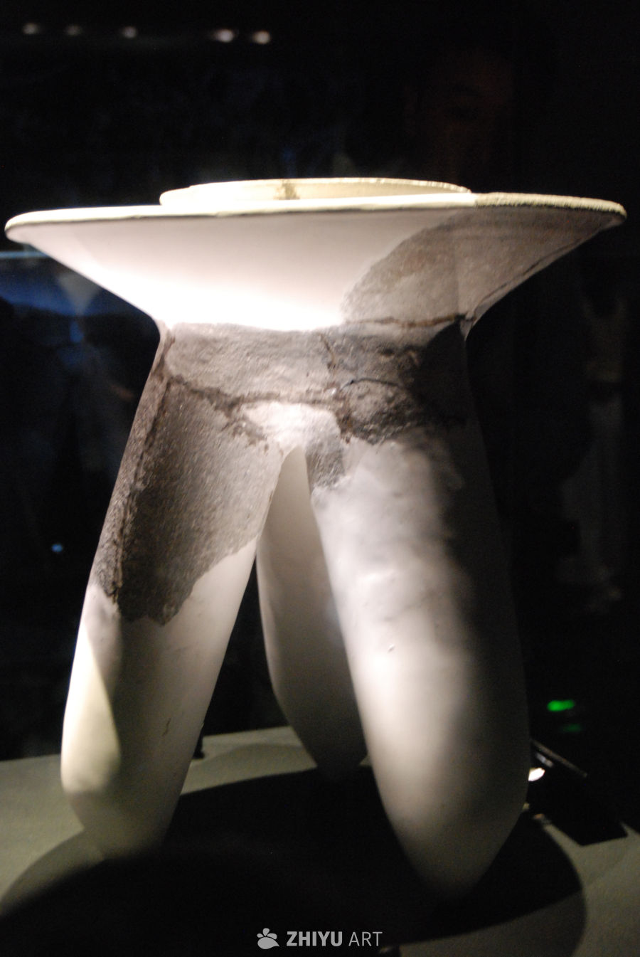 现代艺术雕塑光影展示