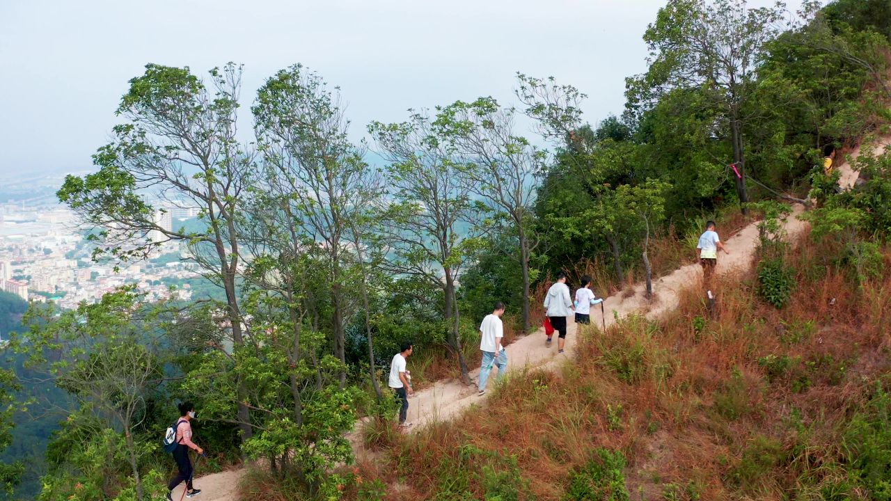 二四年再登中山丫髻山 一