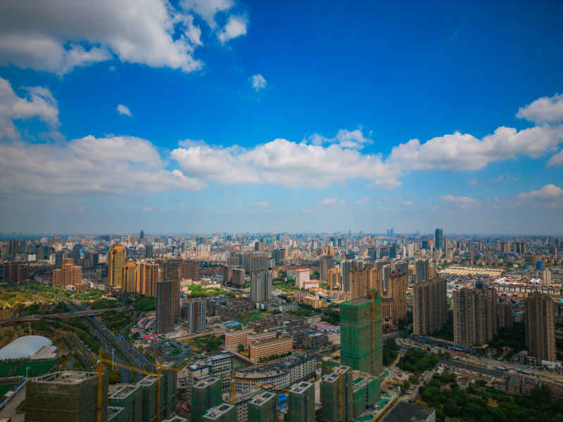 航拍江西南昌城市风光