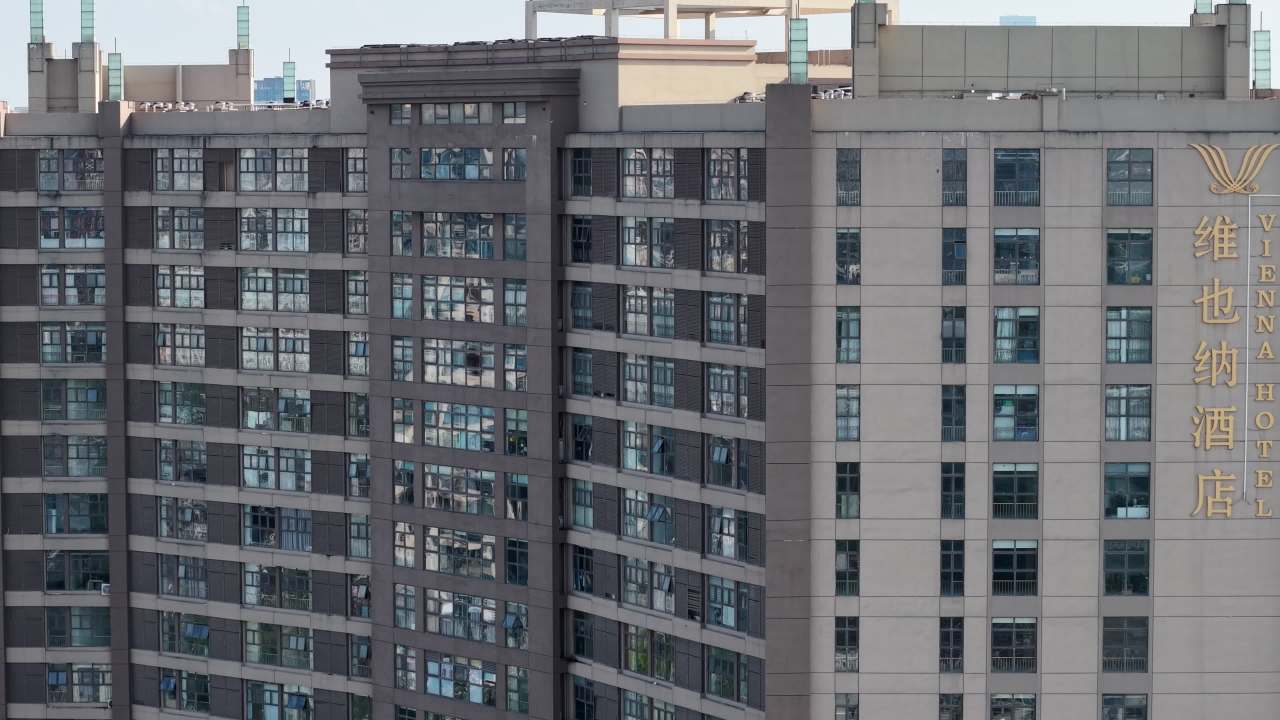 航拍昆山城市大景风光 3