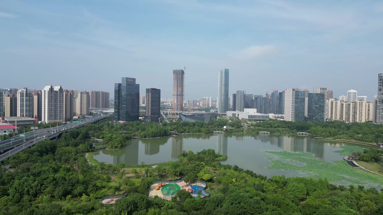 航拍江西赣州中央公园