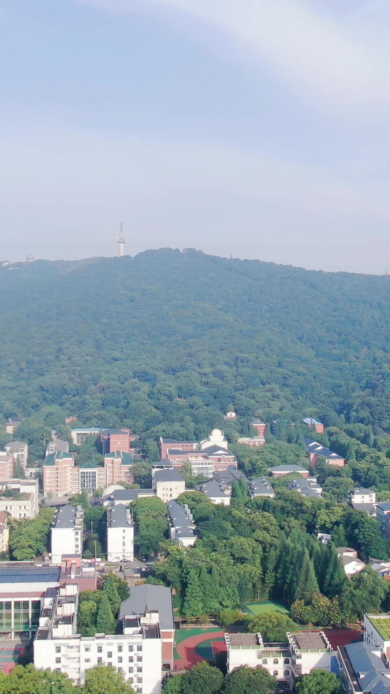 湖南长沙岳麓山大学城竖屏航拍