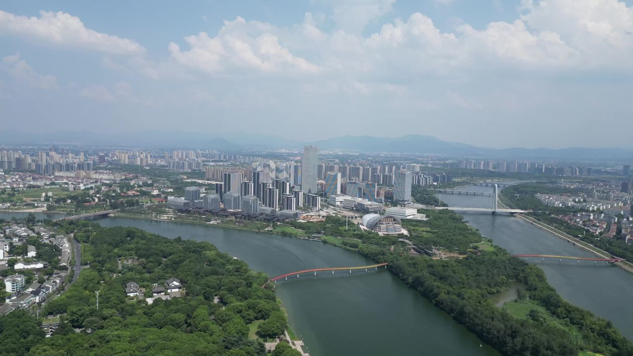 航拍金华江北金华燕尾洲公园万达广场