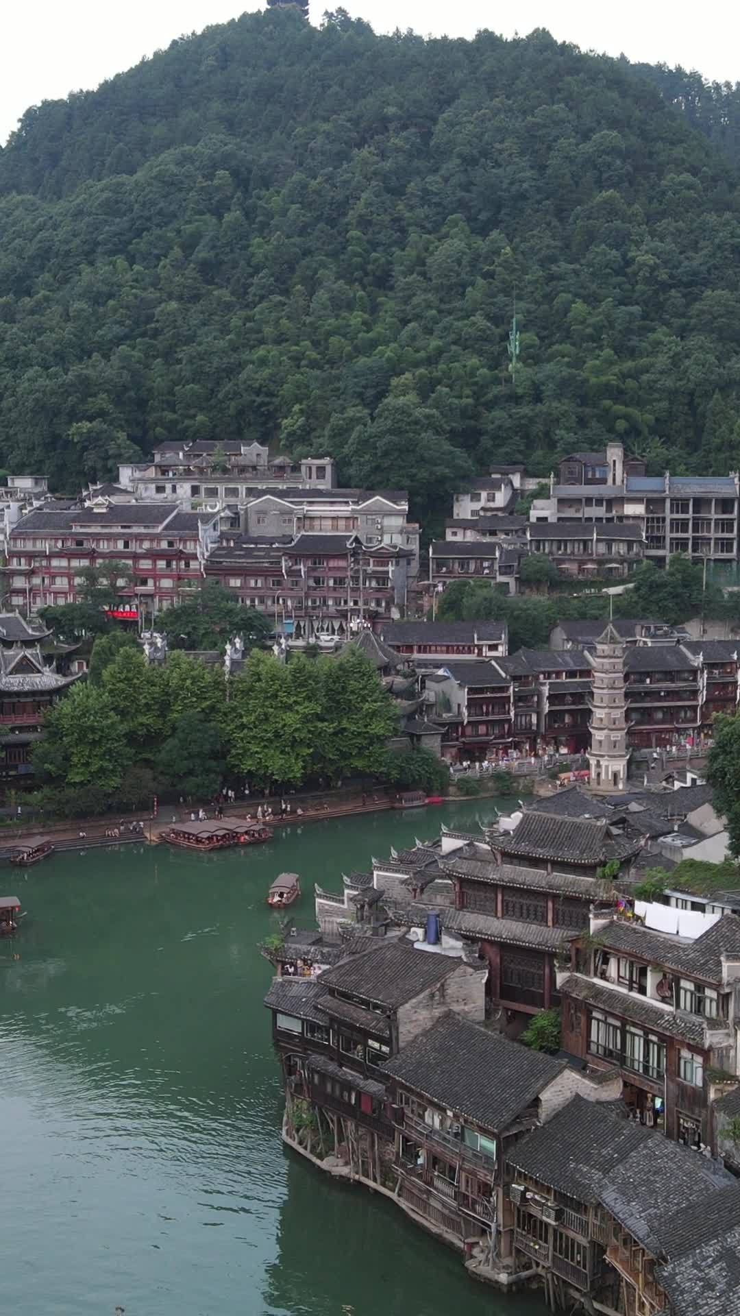 凤凰古城全景