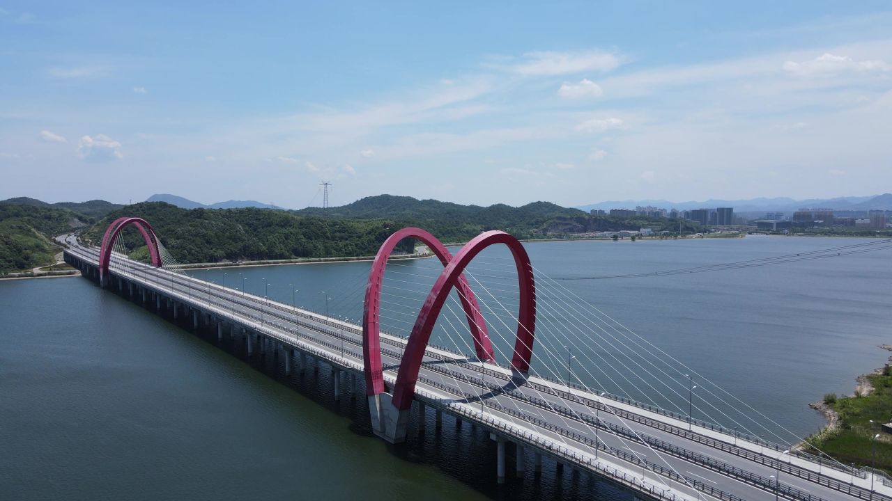 霍山双湾大桥航拍