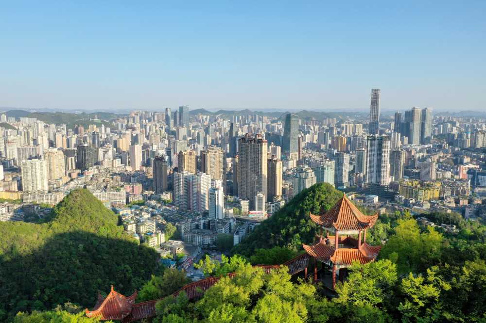山城之巅