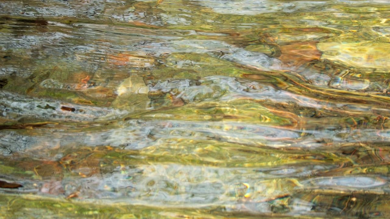 山泉水小溪瀑布河流4K实拍空镜