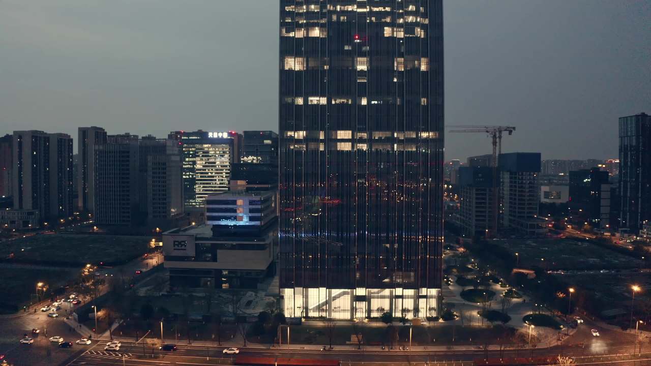 航拍成都天府新区OPPO大厦夜景 1