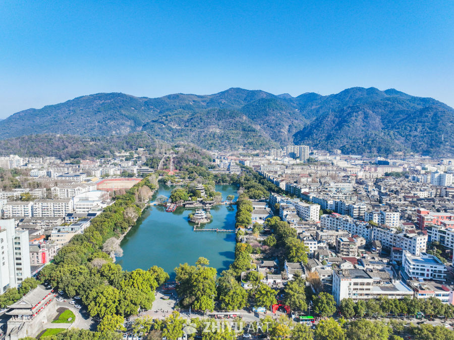 航拍浙江临海台州府城城区风光 49