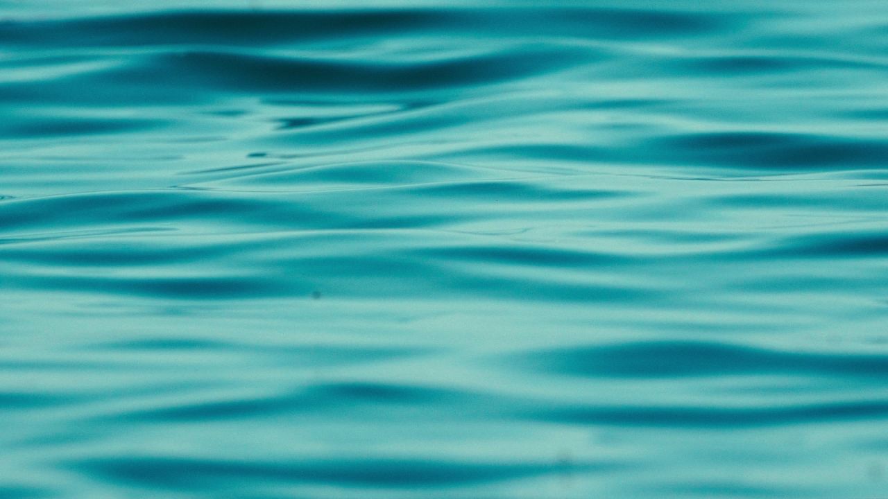 柔美的波浪慢镜头实拍