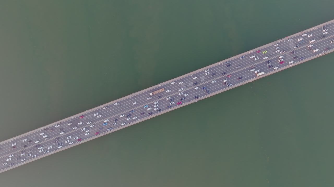 湖南长沙湘府路大桥城市建筑交通车流航拍 7