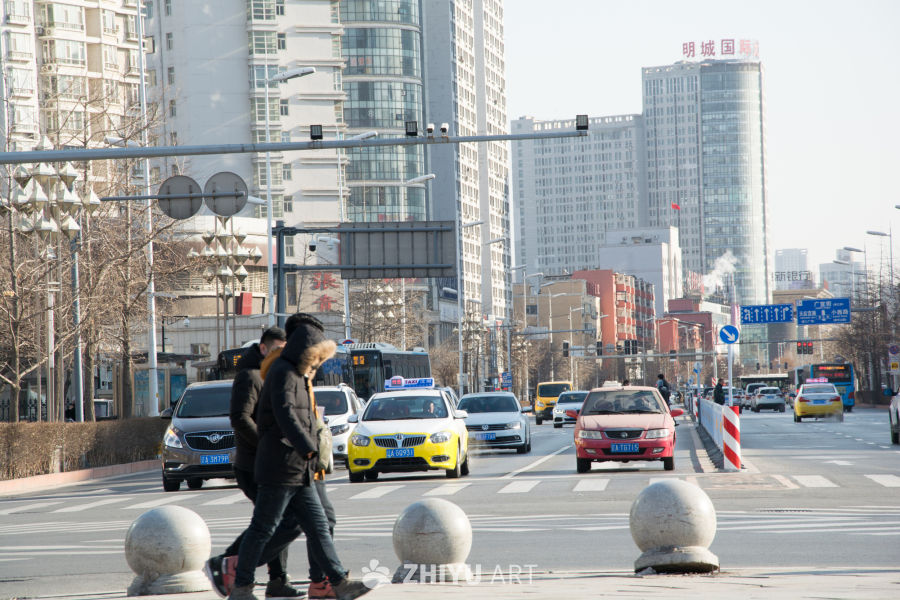 城市商圈路口