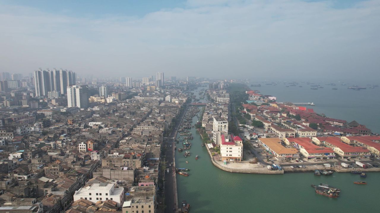 海边渔船广西北海海边风光航拍  