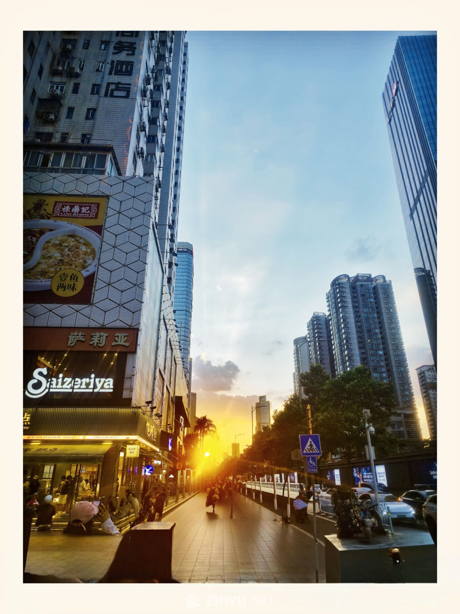 都市黄昏街景