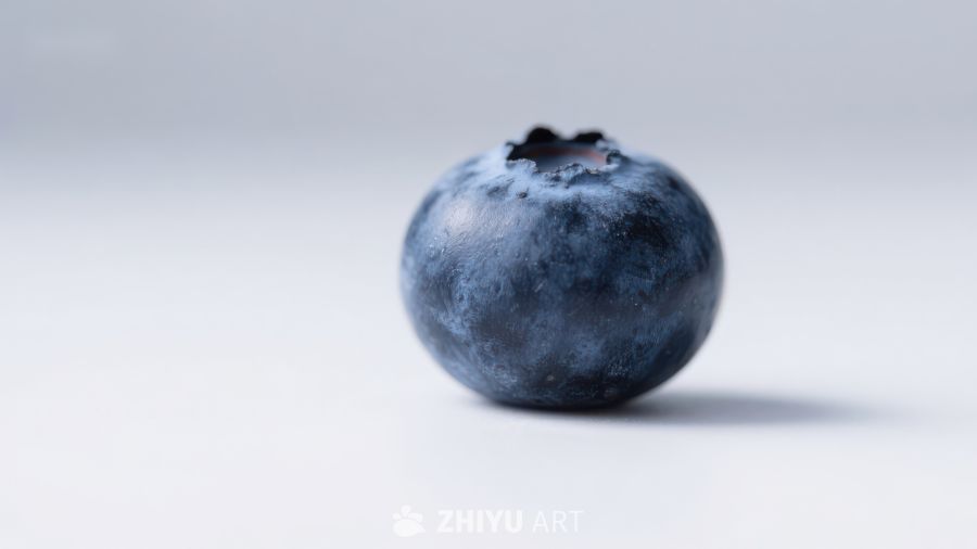 单颗蓝莓的特写