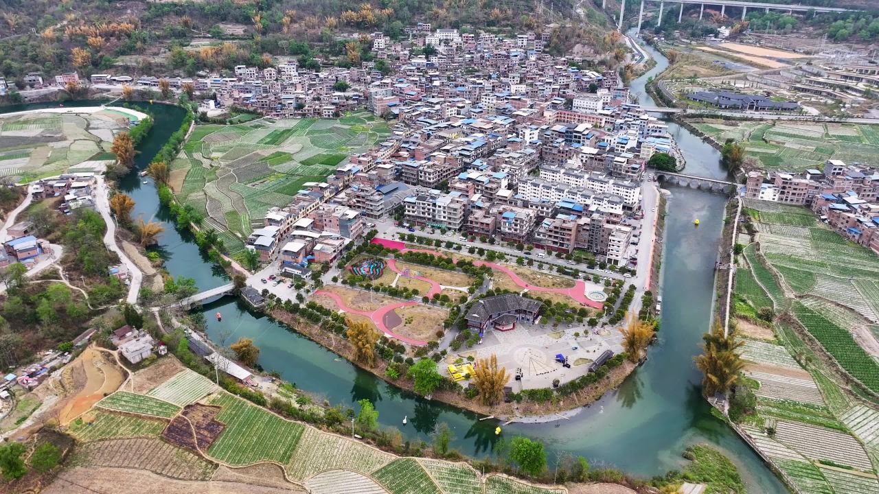 4k航拍美丽乡村田园