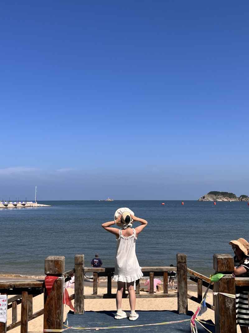 夏日海边元气少女
