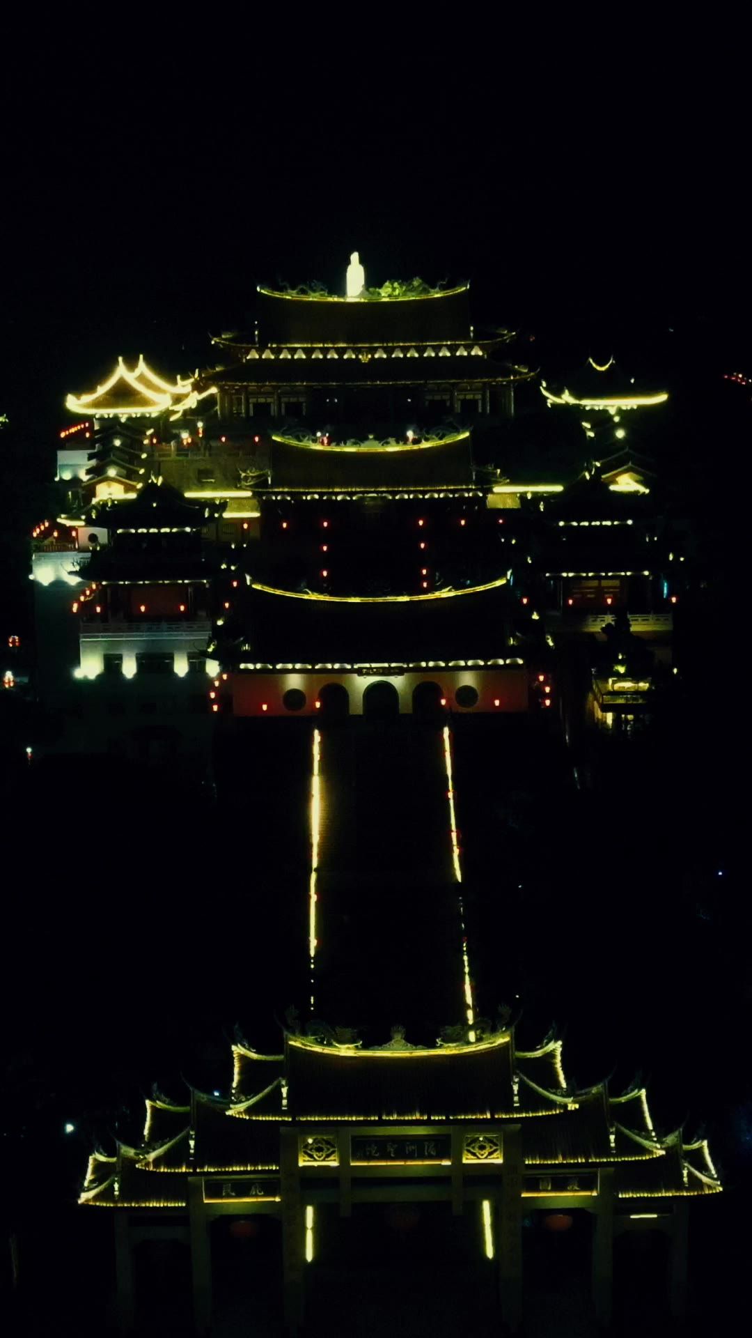 旅游景区福建湄洲岛妈祖庙夜景竖屏 