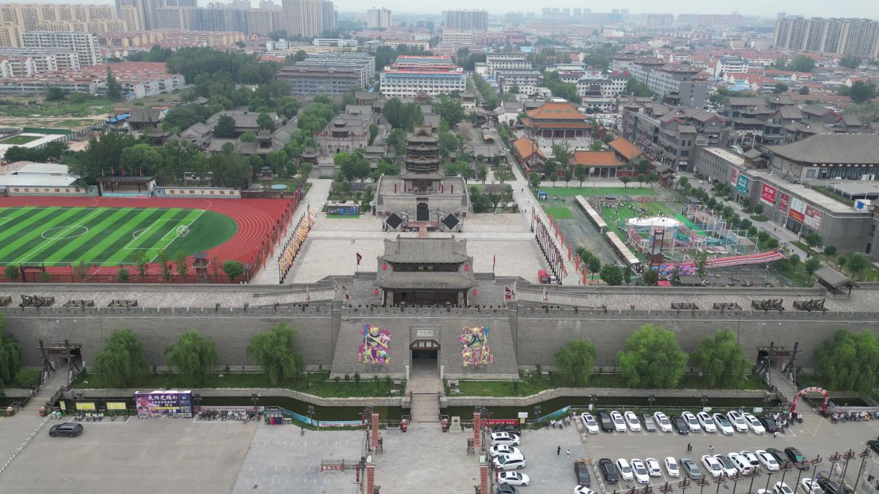  航拍山东菏泽水浒好汉城4a景区