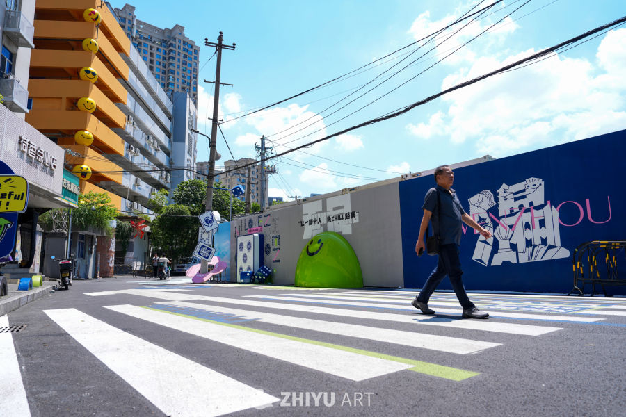 城市街头的日常漫步