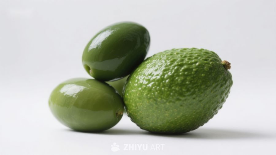 绿色橄榄与鳄梨的组合