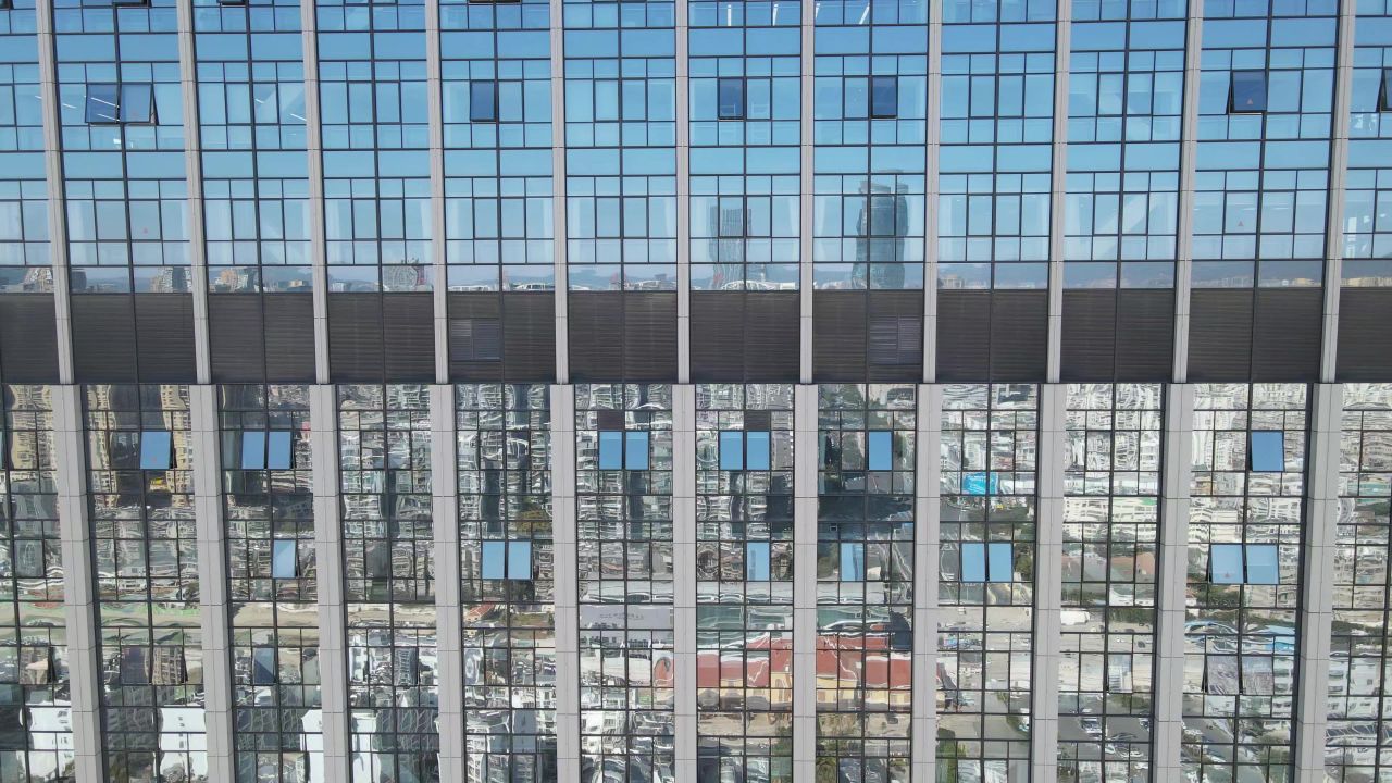 商务建筑外墙航拍