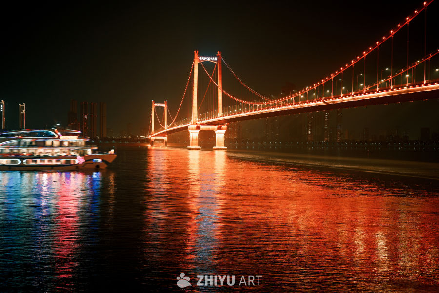 鹦鹉洲长江大桥