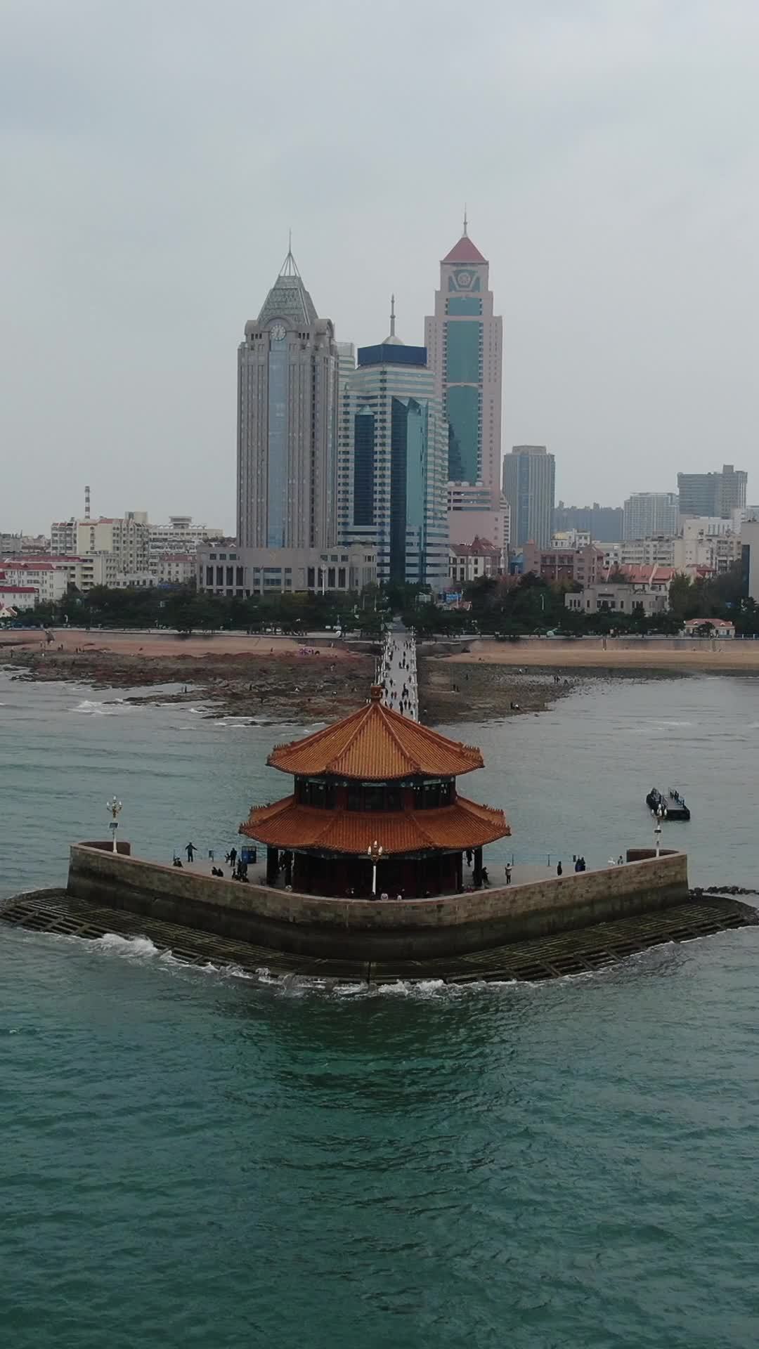 海滨传统与现代的交融