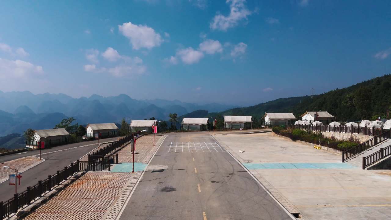 山顶停车场与自然风光