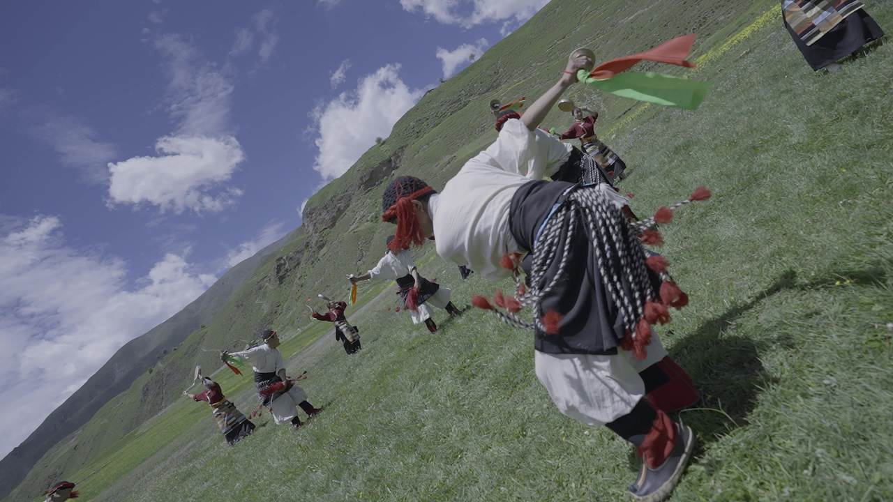 高原草地民族舞蹈