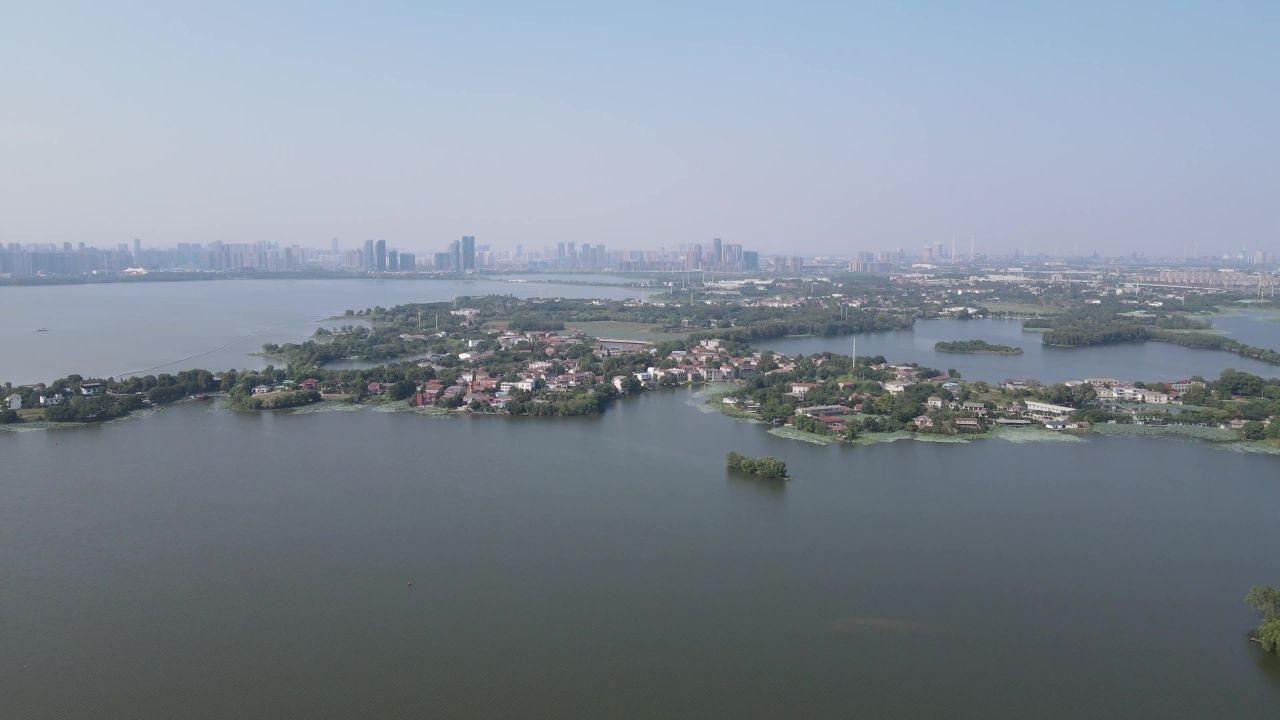 湖北武汉东湖珞珈山航拍