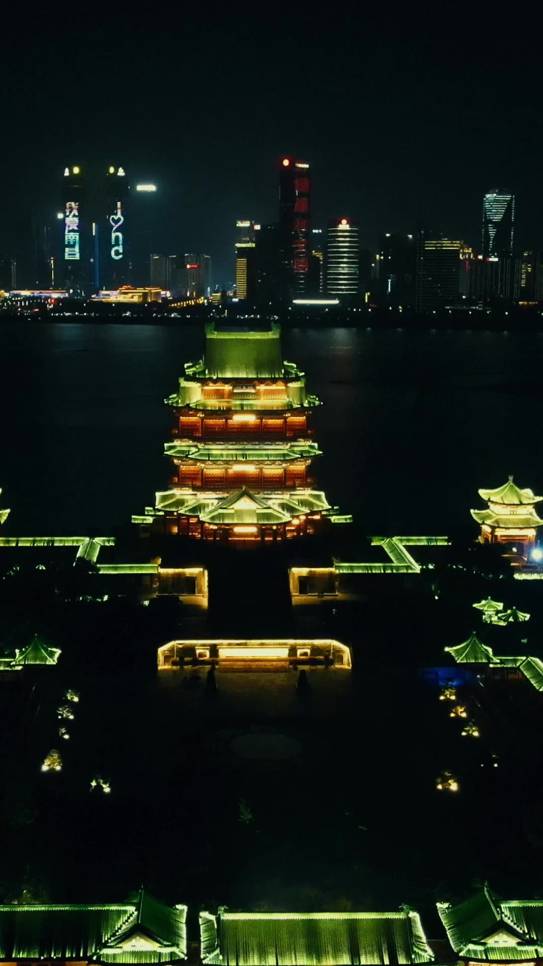 江西南昌滕王阁5A景区竖屏航拍