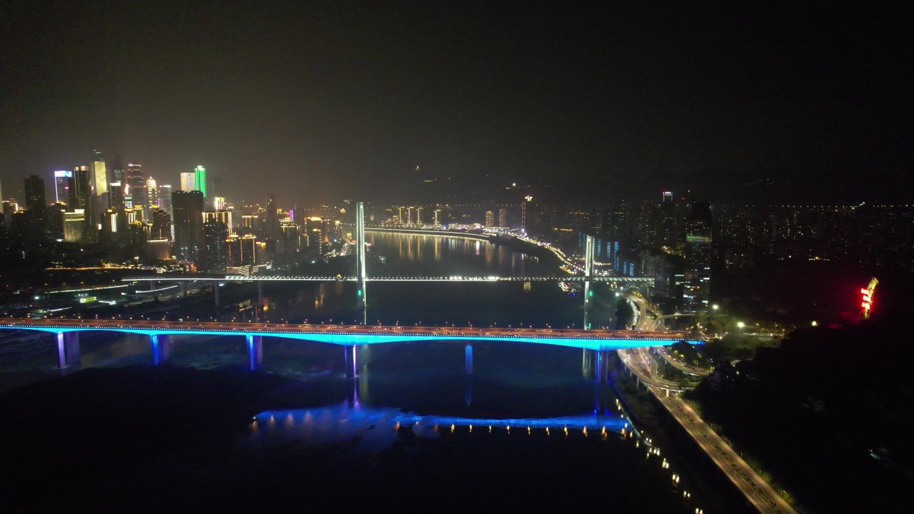  重庆长江大桥夜景交通航拍