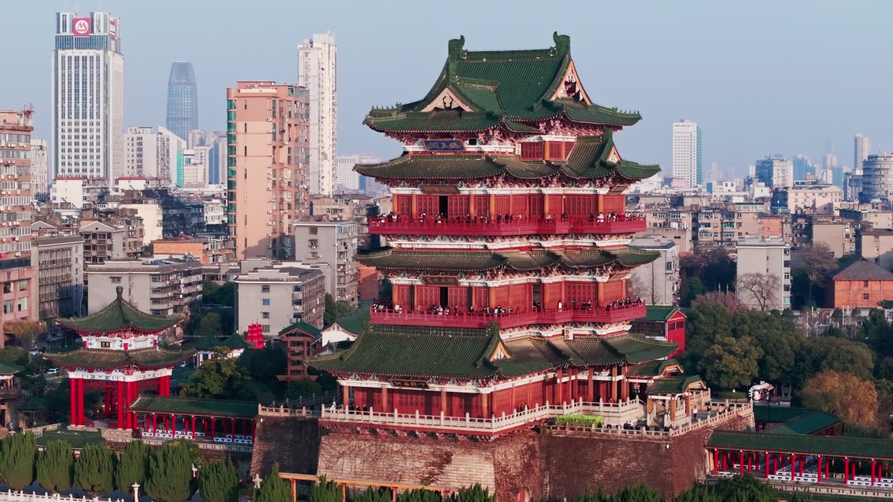 江西南昌滕王阁城市地标建筑航拍 13