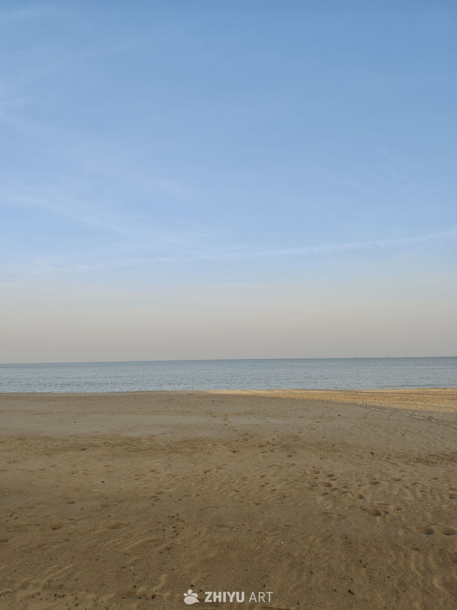 宁静的海滩风光