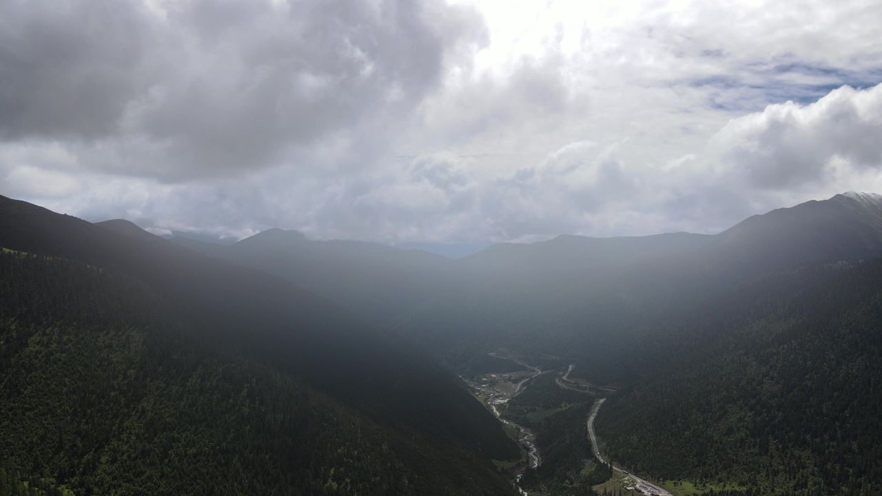 川西318天路十八拐 2