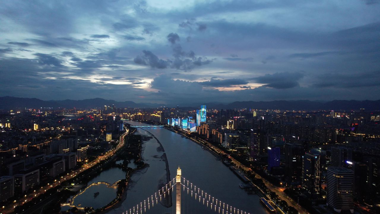 福建福州闽江大桥鼓山大桥夜景灯光航拍 