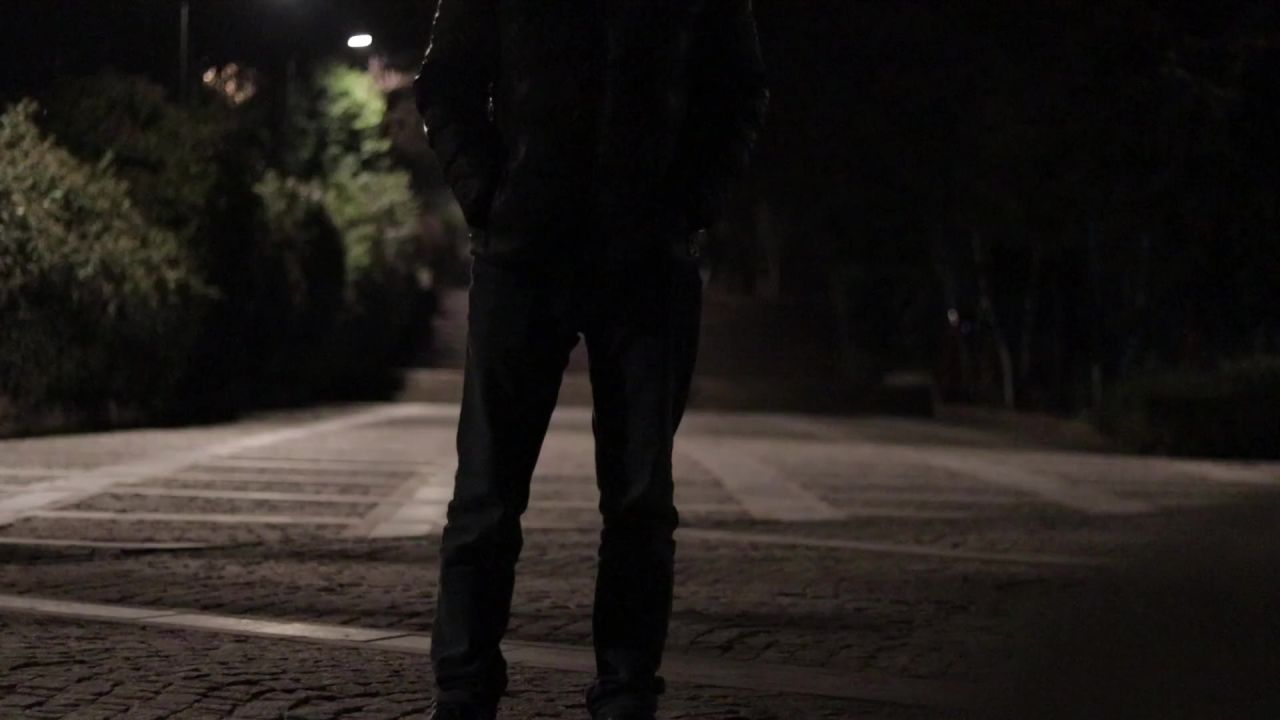 夜走路的人