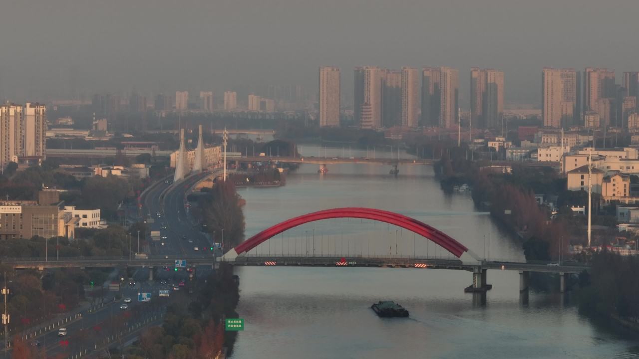 4K航拍昆山城市冬日日落风光建筑大景 4