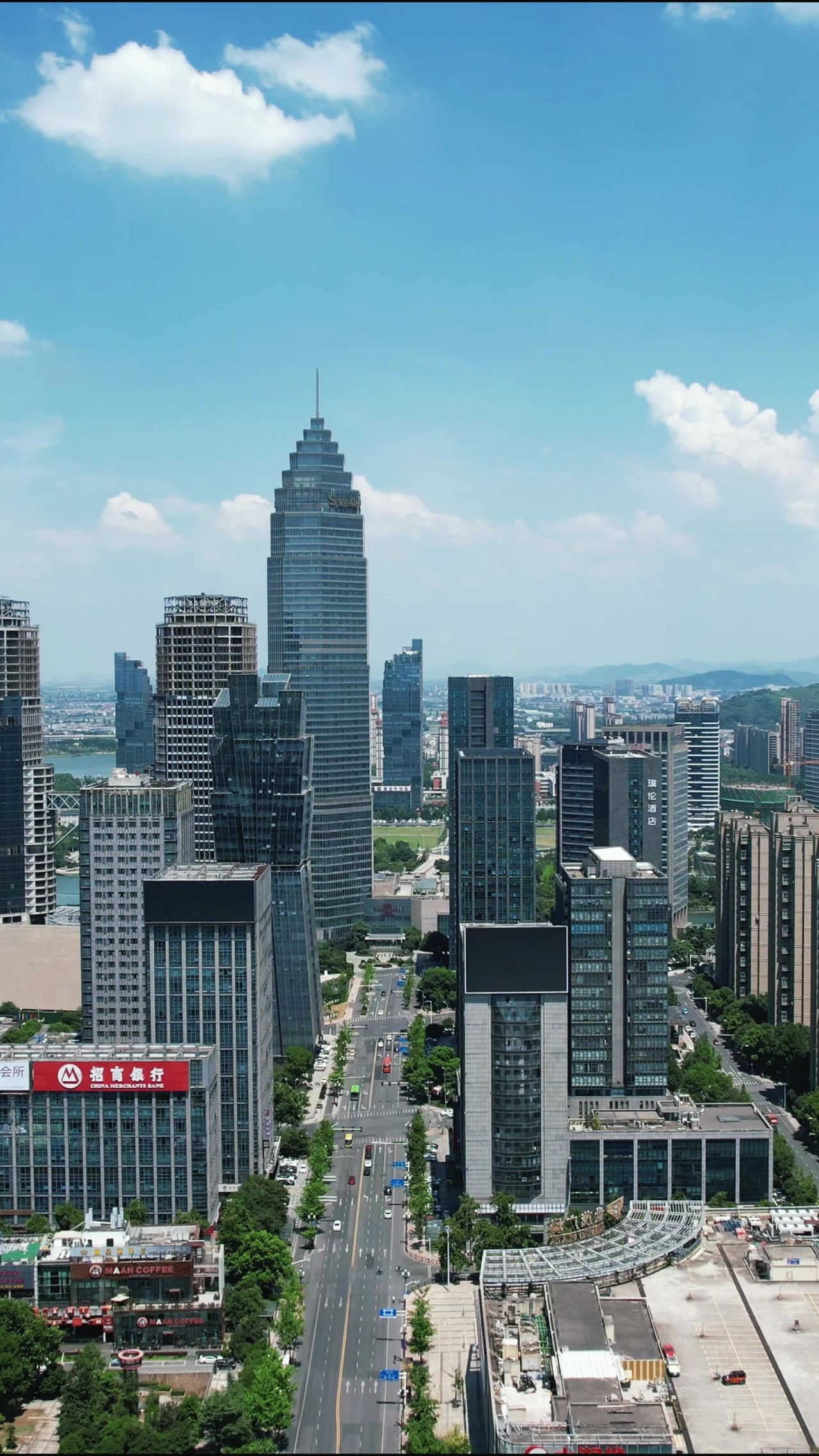  浙江绍兴世贸金融中心竖屏航拍
