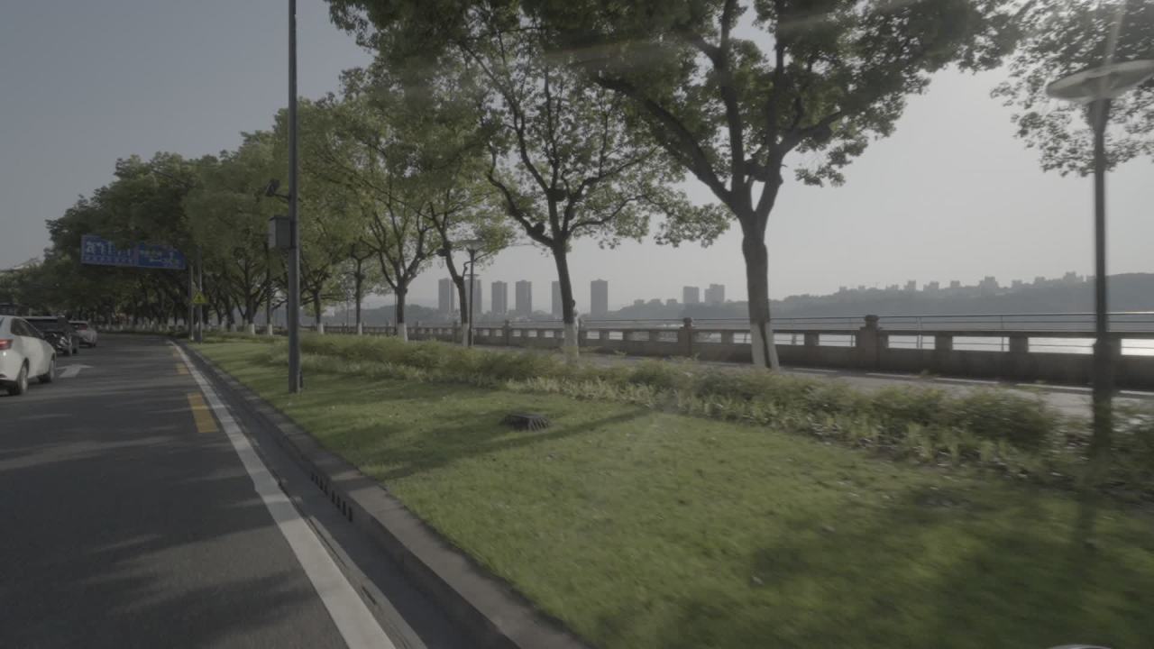 宜昌江边 110