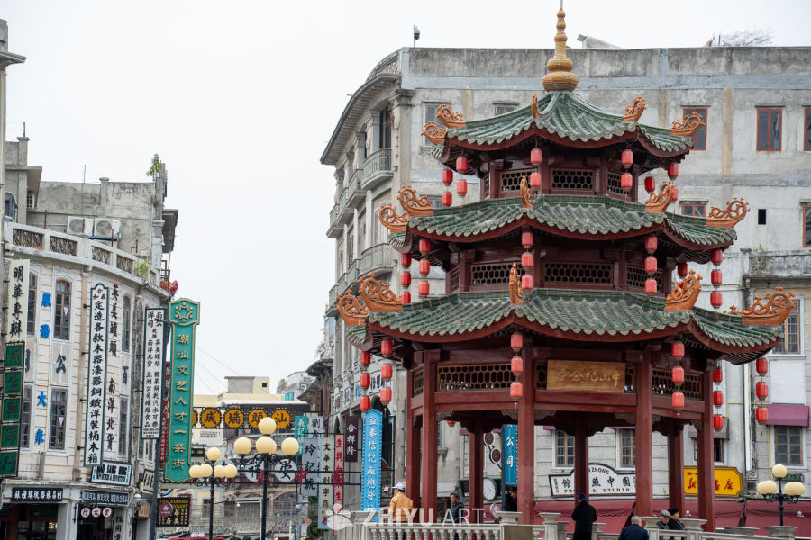 潮汕古街的中式亭阁