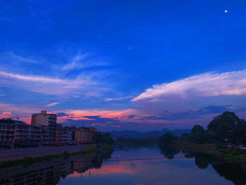 夕阳晚霞