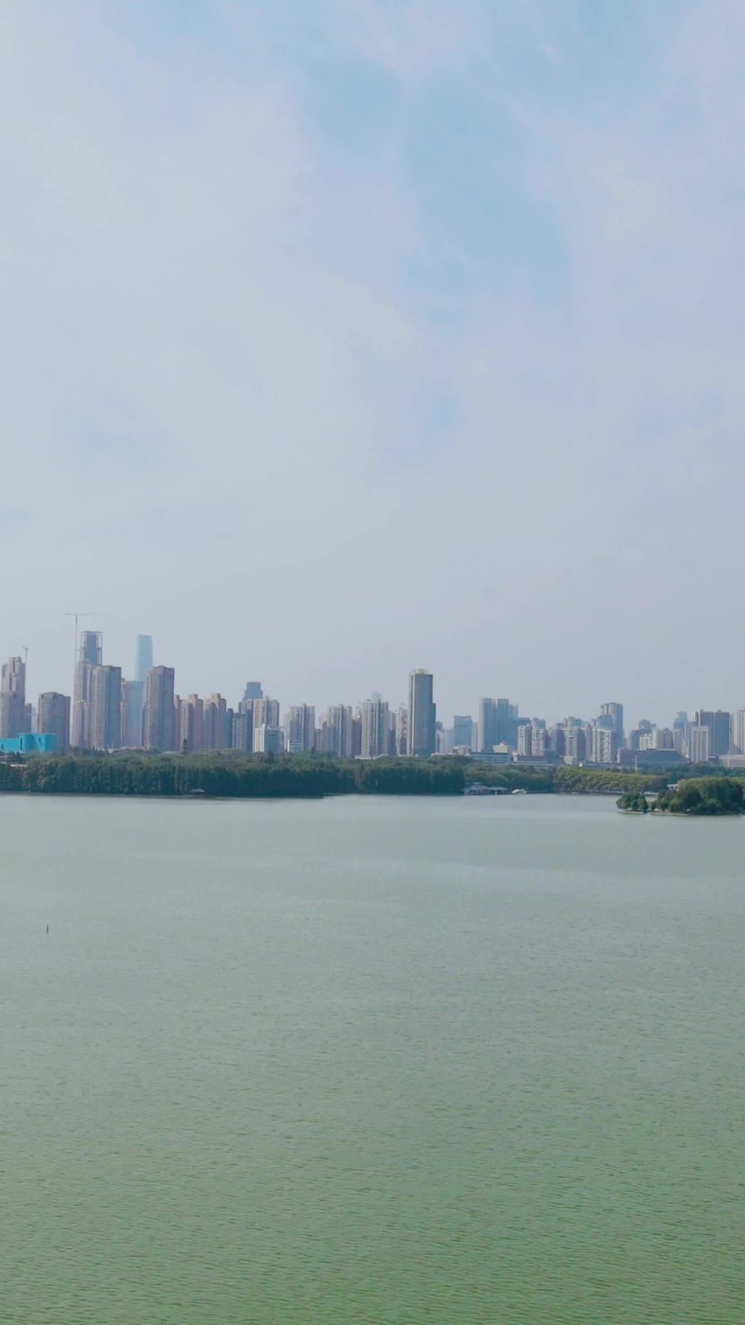 旅游景区湖北东湖5A景区竖屏航拍