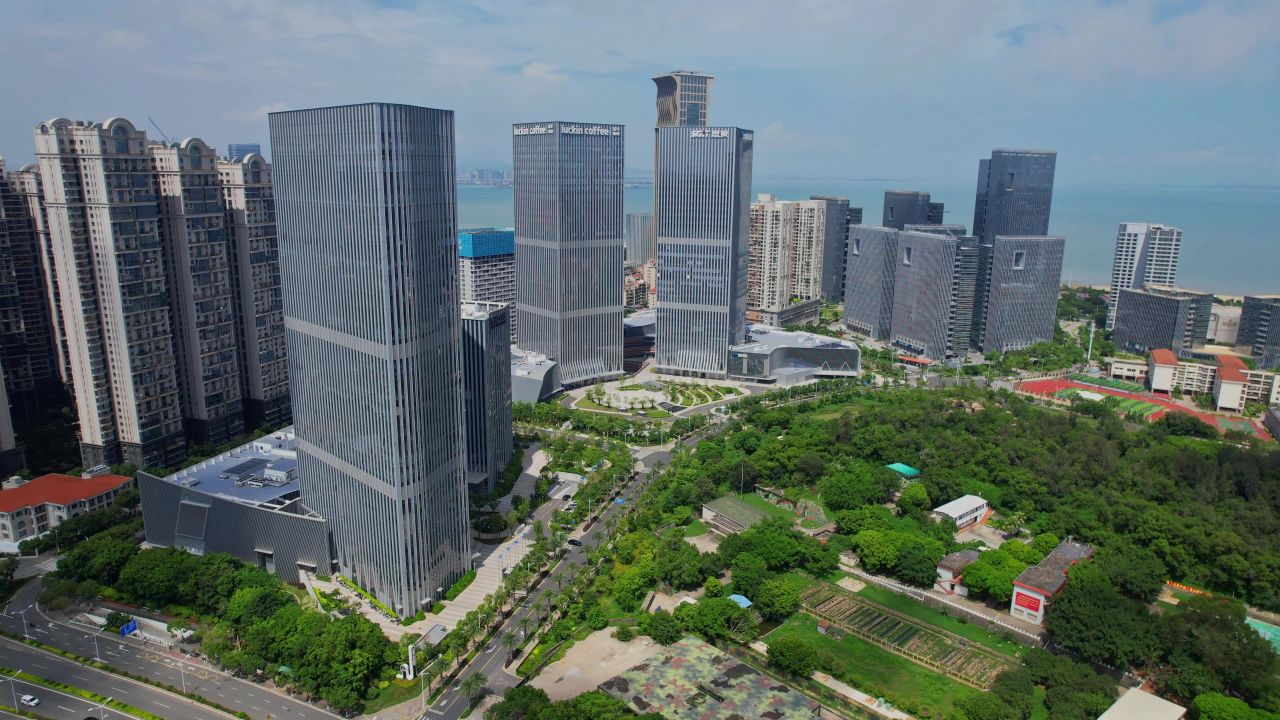 航拍厦门海西金谷广场