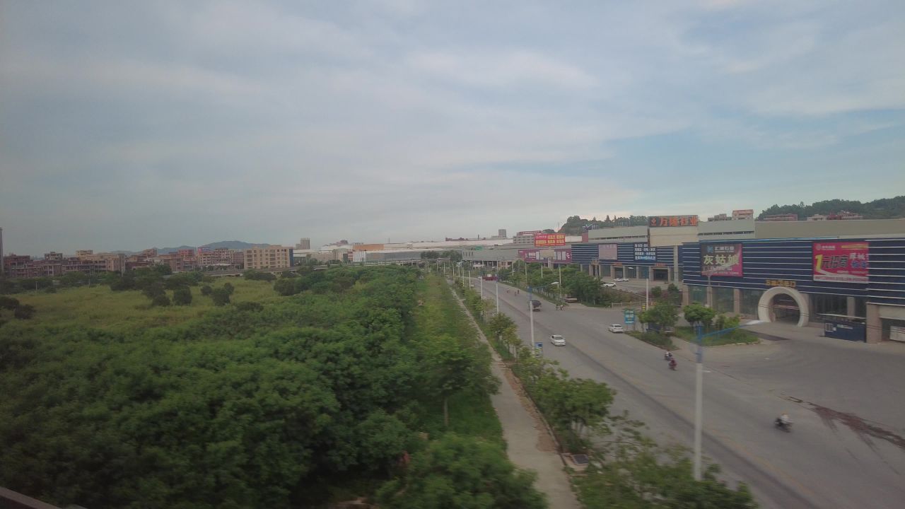 旅途高铁窗外风景一闪而过实拍  